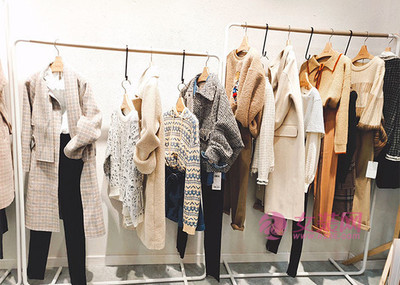 新手去服裝批發(fā)市場進(jìn)貨一定要注意的四個(gè)事項(xiàng)