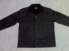 庫(kù)存女衣圖片資源與浙江溫州瑞瑞激光打標(biāo)公司 服裝行業(yè)的高效解決方案